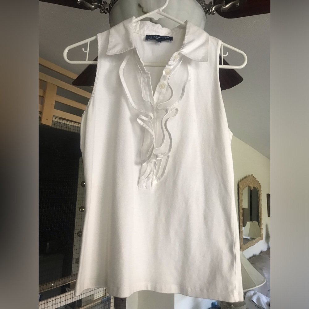 JONES NEW YORK SIGNATURE , size S white sleeveless, cotton + spandex woman’s top